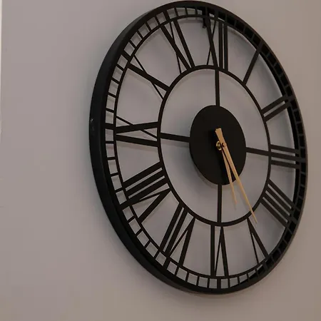 Appartement Spacious Retreat With Parking: Ideal For Families & Contractors York